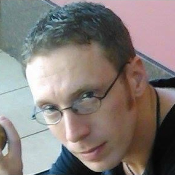 Meet your Posher, Steele - Picture 1 of 1